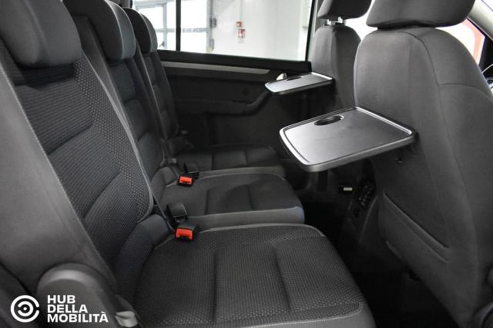 Volkswagen Touran usata a Perugia (11)
