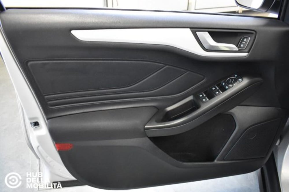 Ford Focus Station Wagon usata a Perugia (7)