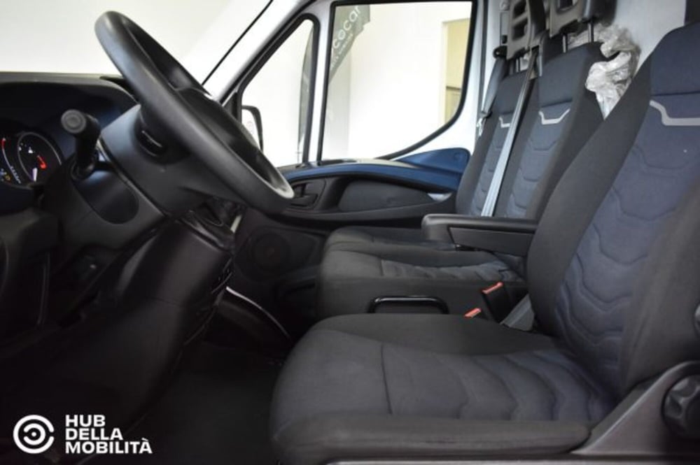 Iveco Daily Furgone usata a Perugia (16)