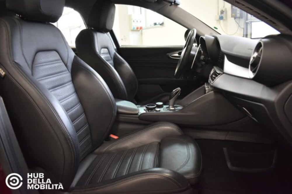 Alfa Romeo Giulia usata a Perugia (18)