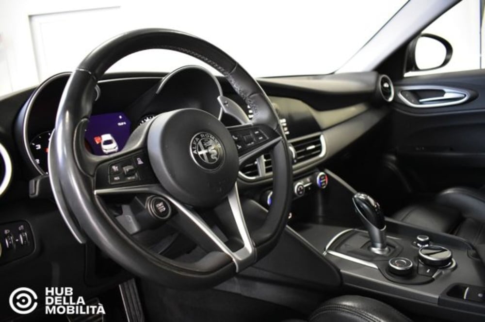 Alfa Romeo Giulia usata a Perugia (19)