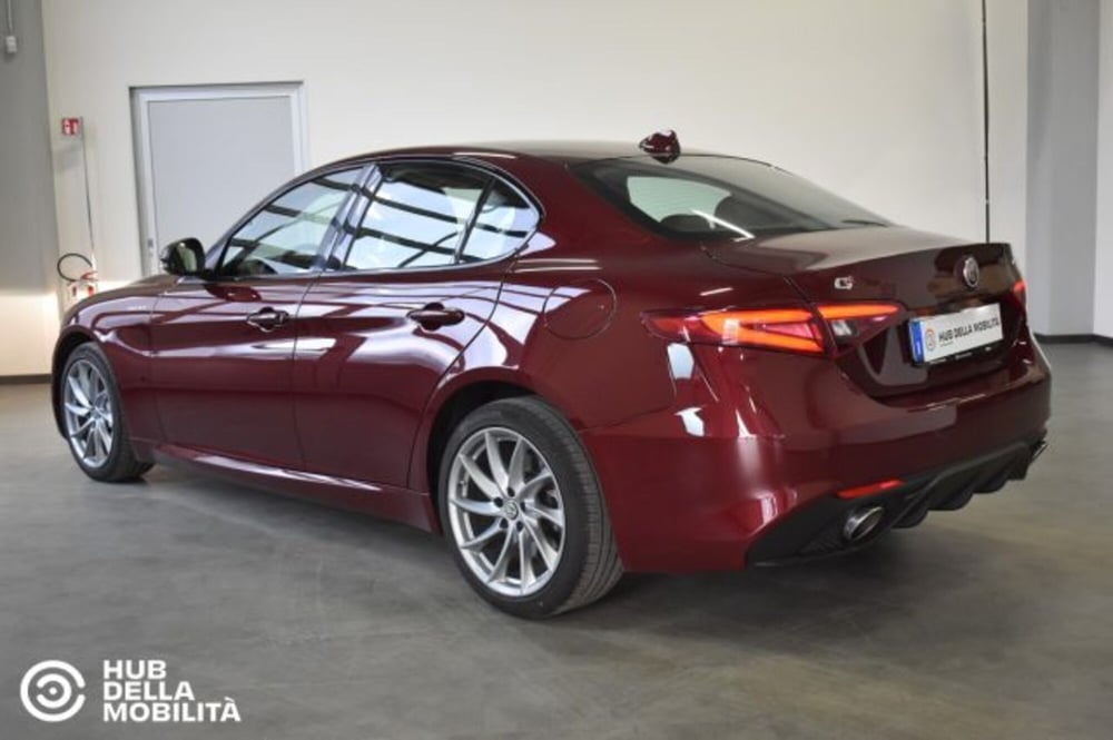 Alfa Romeo Giulia usata a Perugia (6)
