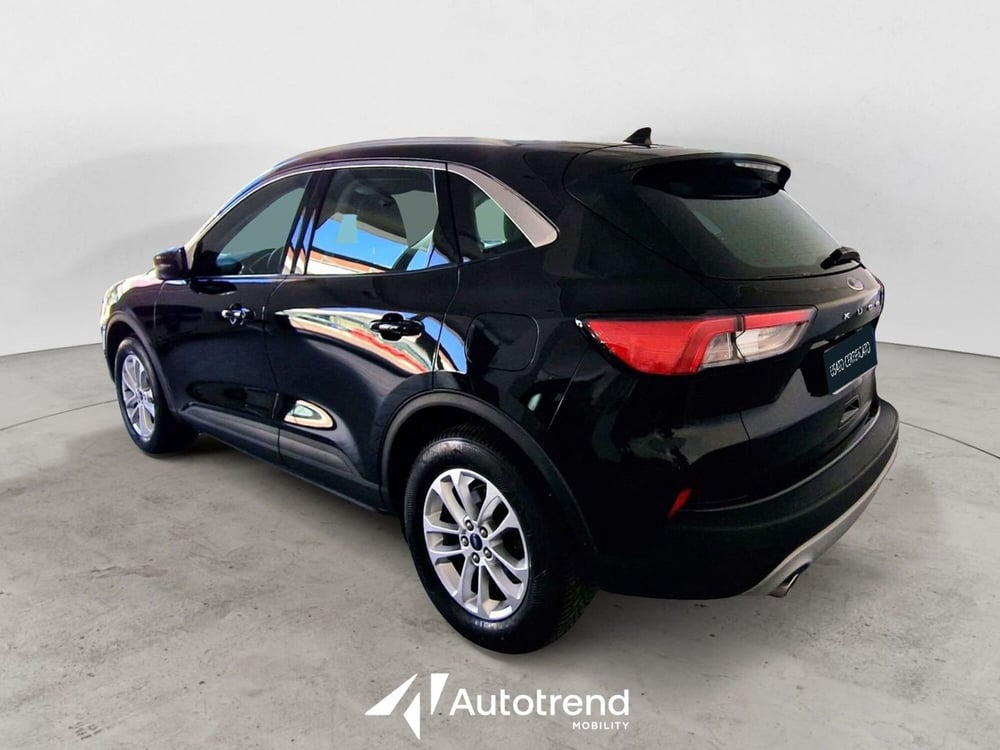 Ford Kuga usata a Bari (2)