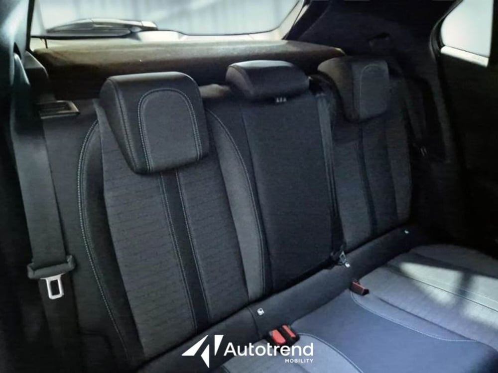 Peugeot 2008 usata a Bari (12)