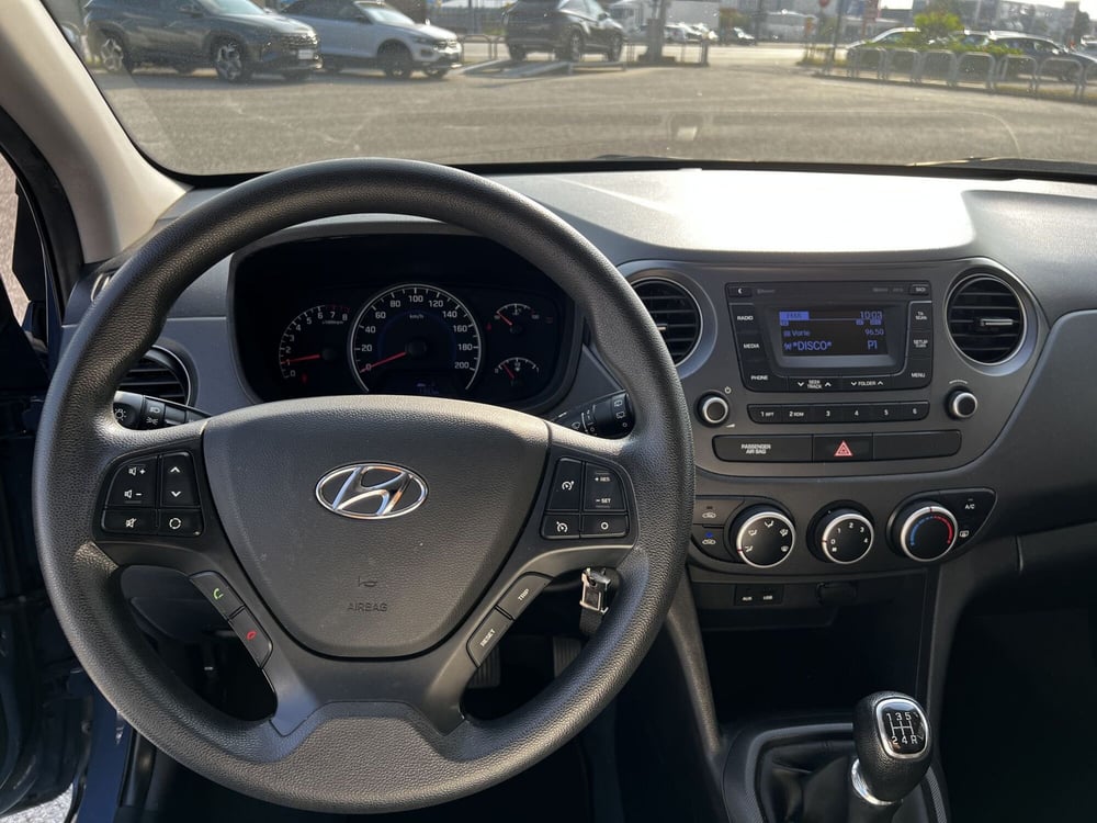 Hyundai i10 usata a Vercelli (9)