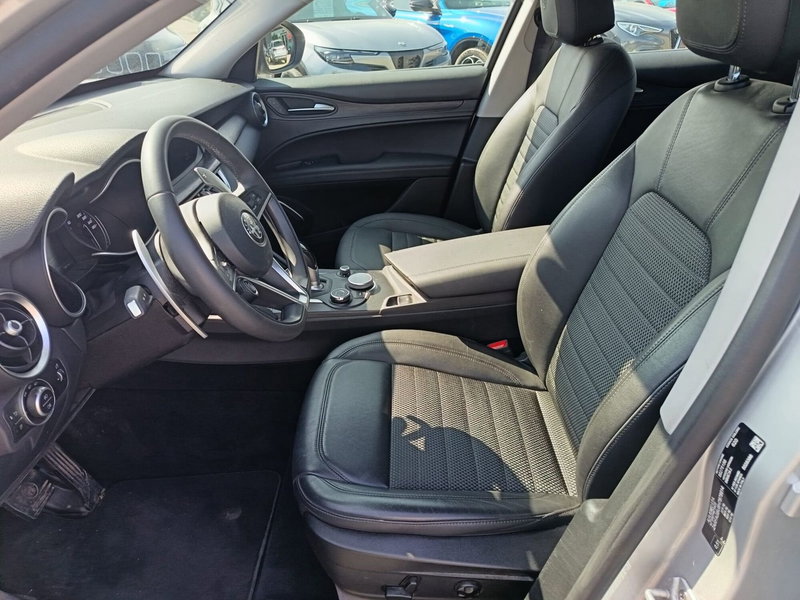 Alfa Romeo Stelvio usata a Alessandria (11)