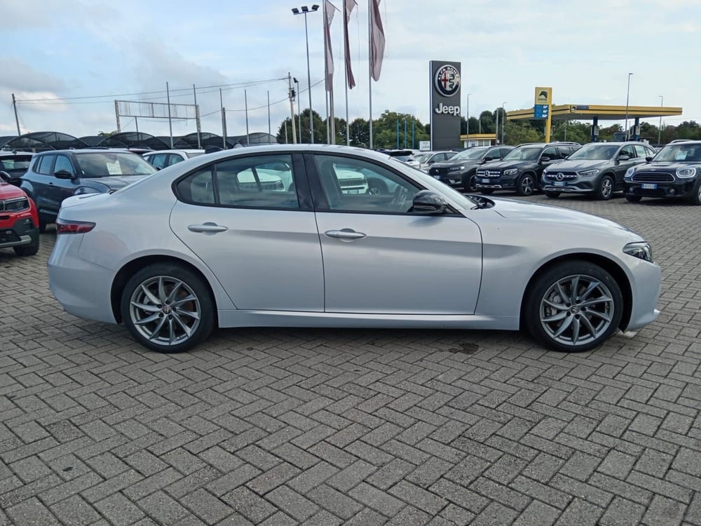 Alfa Romeo Giulia usata a Alessandria (4)