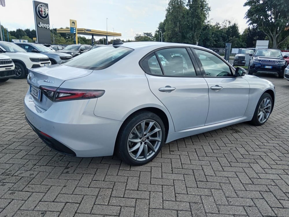 Alfa Romeo Giulia usata a Alessandria (5)