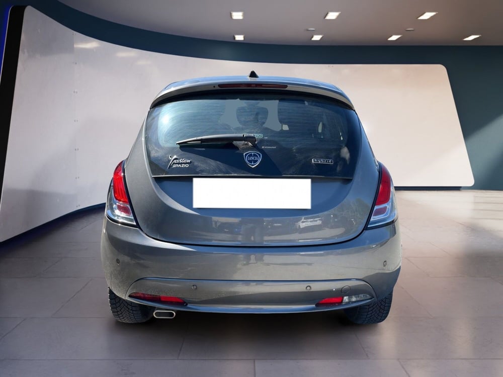Lancia Ypsilon usata a Torino (6)