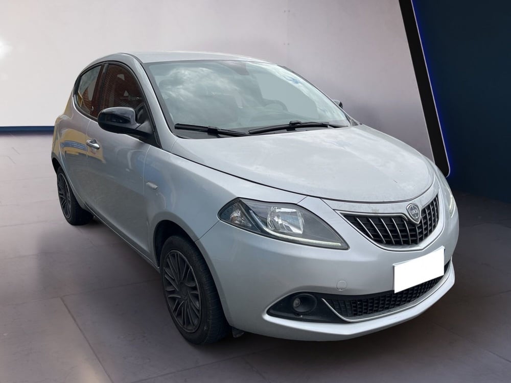 Lancia Ypsilon usata a Torino (3)