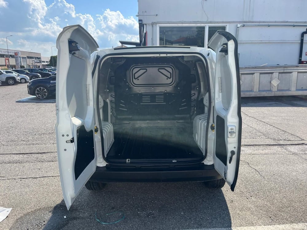Fiat Fiorino usata a Milano (9)