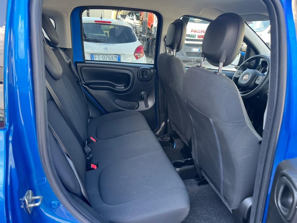 Fiat Panda Cross usata a Milano (13)