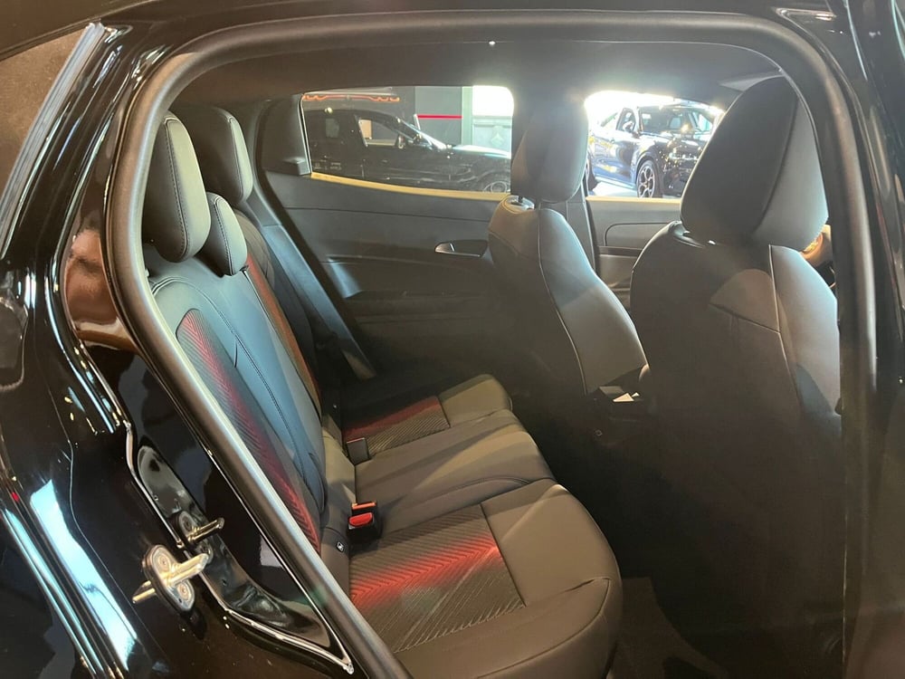 Alfa Romeo Junior nuova a Milano (15)