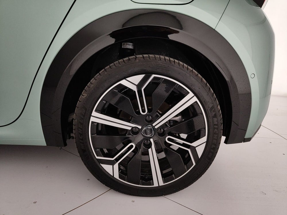 Lancia Ypsilon usata a Caserta (11)