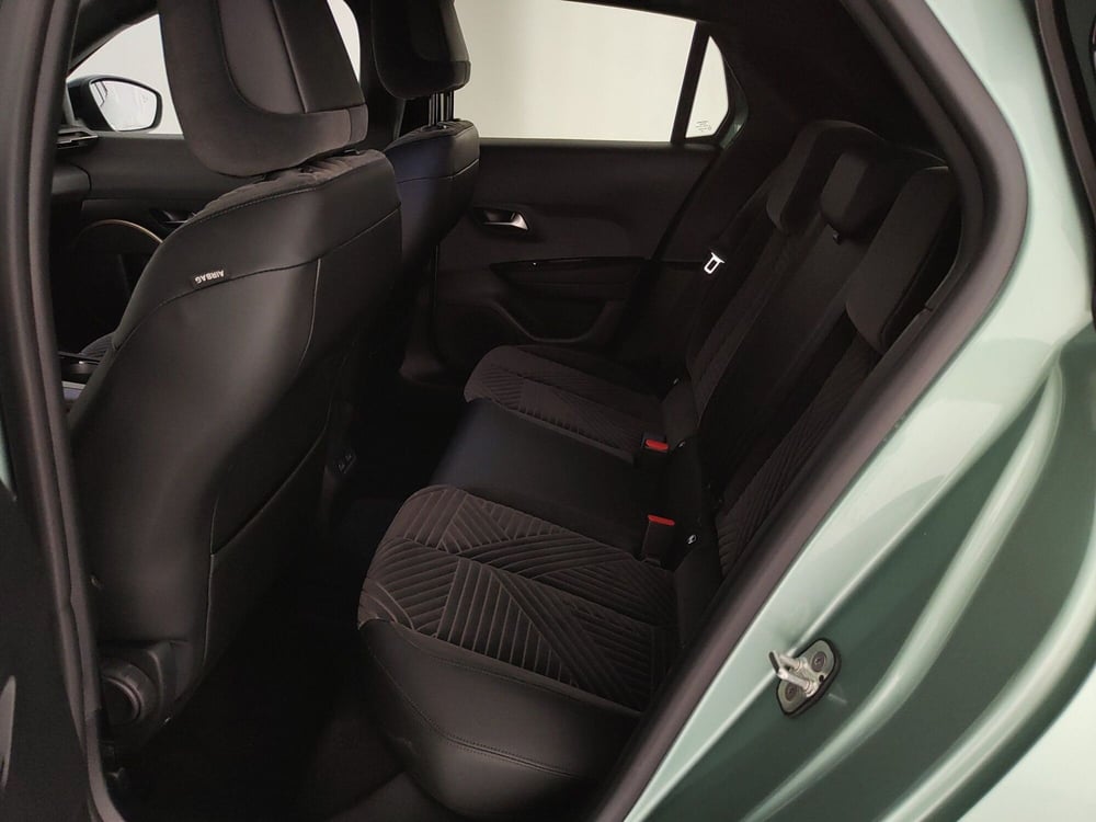 Lancia Ypsilon usata a Caserta (18)