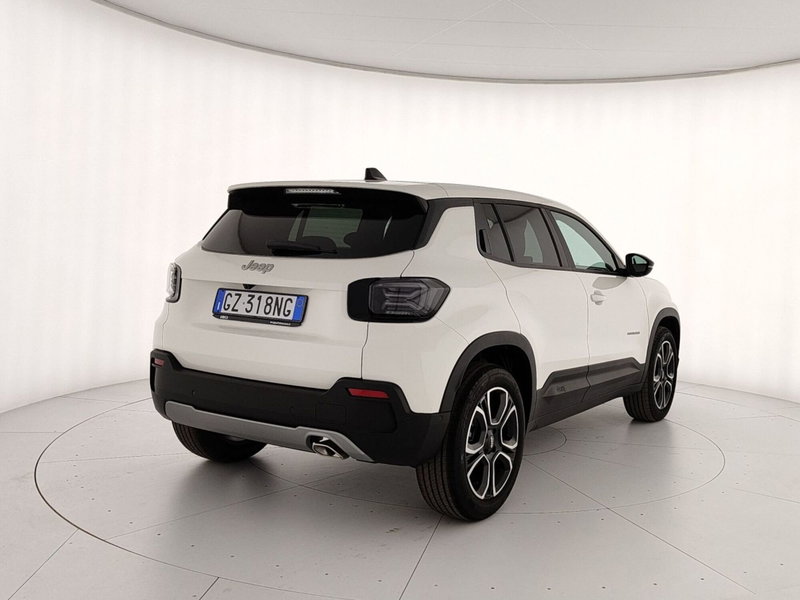 Jeep Avenger nuova a Caserta (6)