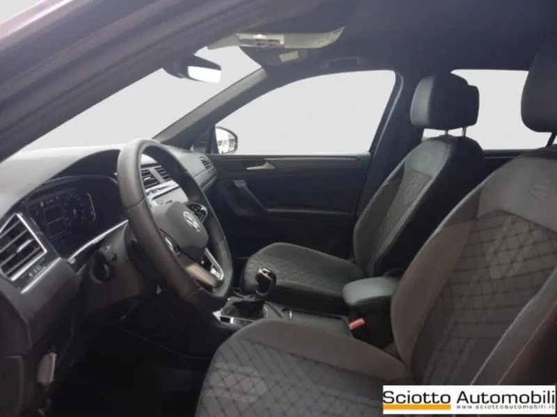 Volkswagen Tiguan usata a Messina (9)