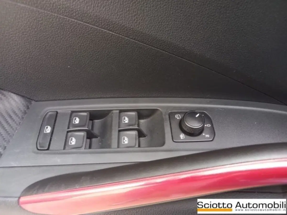 Skoda Fabia usata a Messina (12)