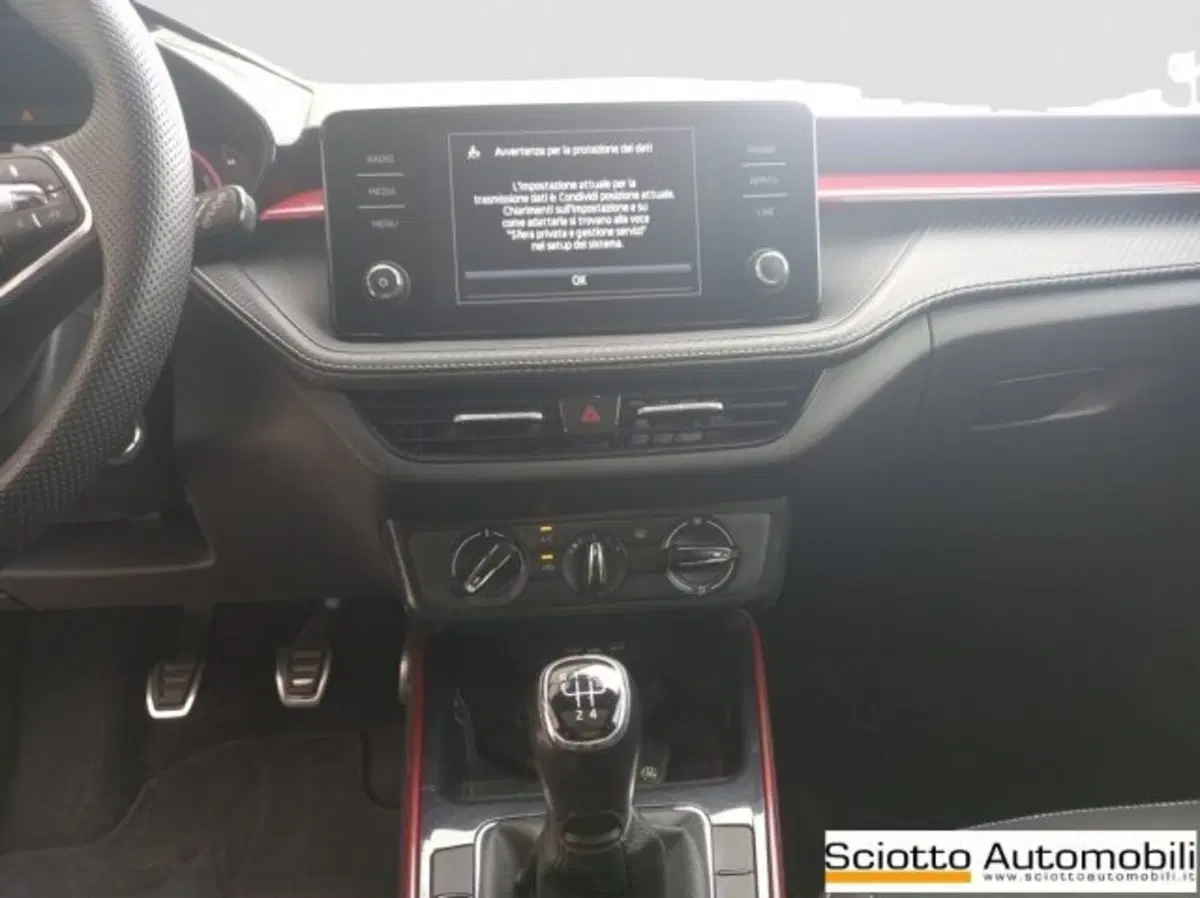 Skoda Fabia usata a Messina (15)