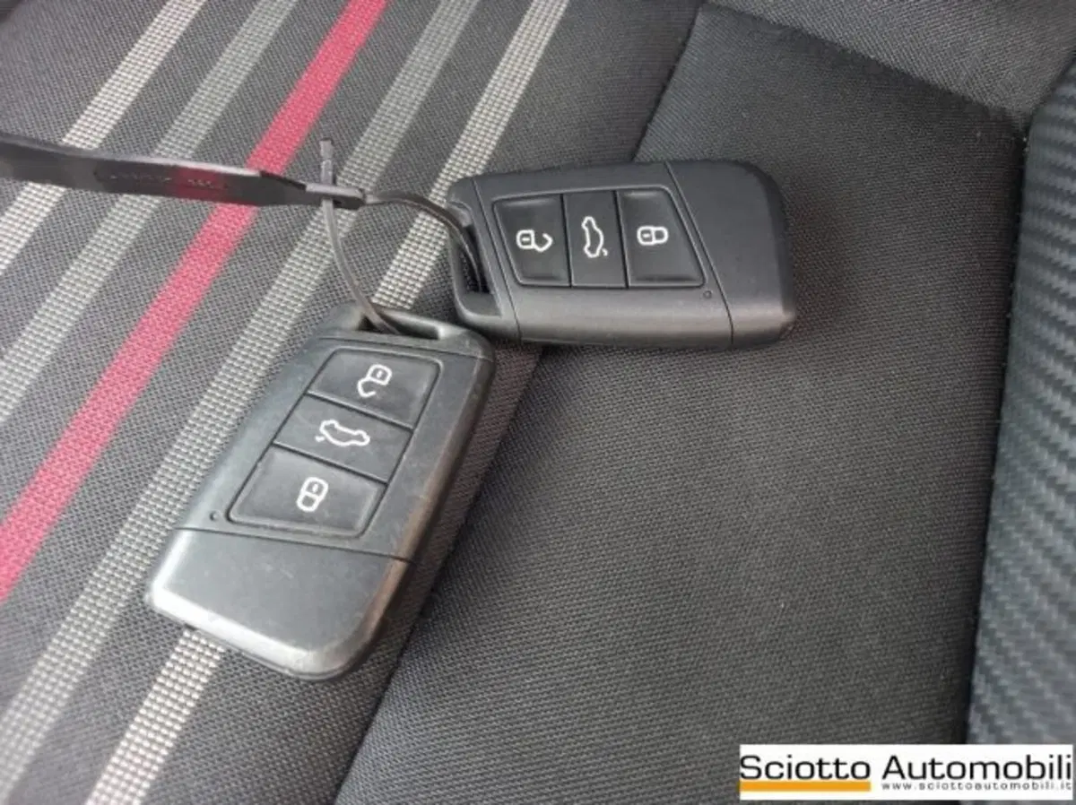 Skoda Fabia usata a Messina (20)