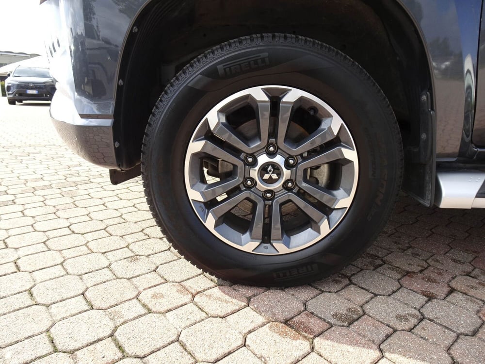 Mitsubishi L200 usata a Treviso (9)