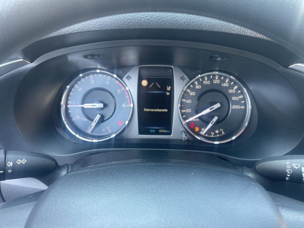 Toyota Hilux usata a Ragusa (12)
