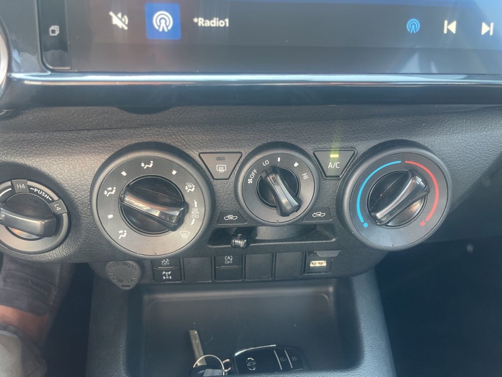 Toyota Hilux usata a Ragusa (15)