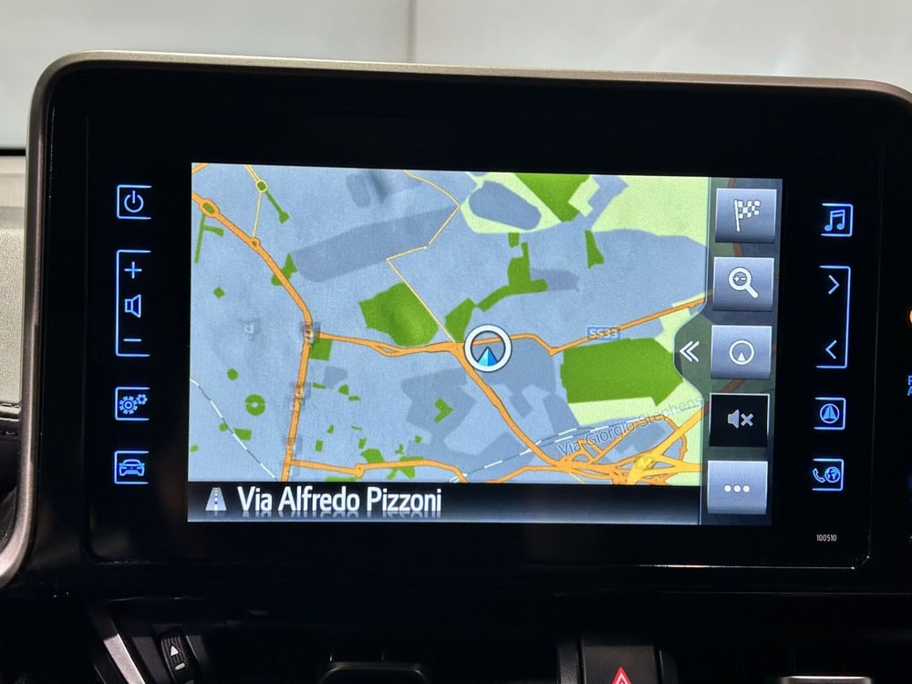 Toyota Toyota C-HR usata a Milano (16)