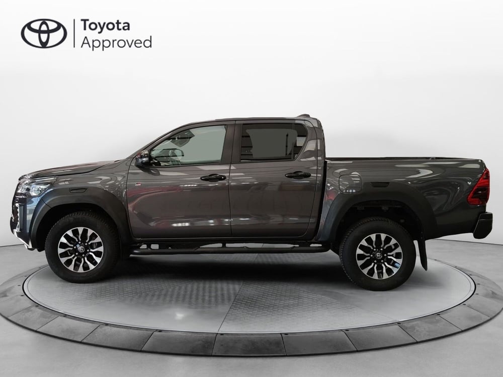 Toyota Hilux usata a Roma (3)