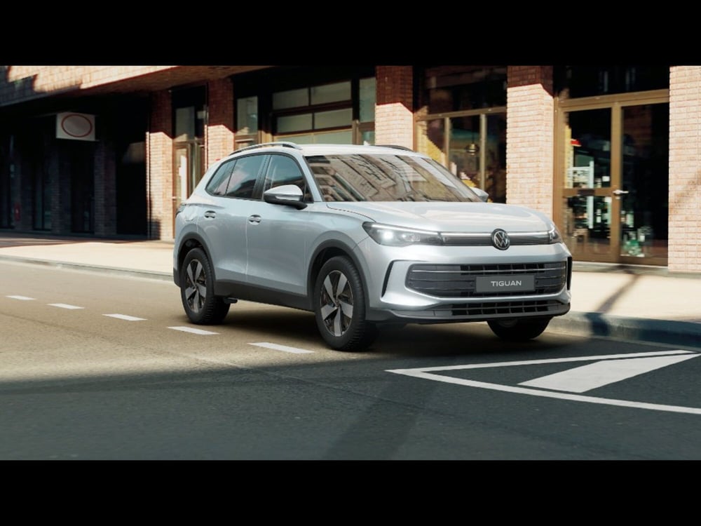 Volkswagen Tiguan nuova a Livorno (2)