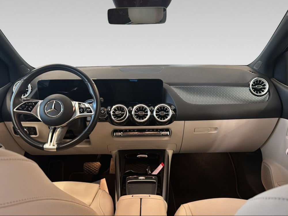 Mercedes-Benz Classe B usata a Siena (13)