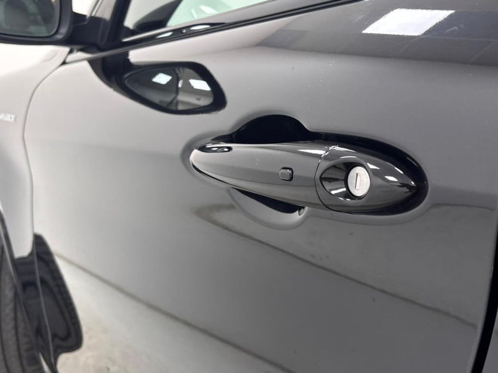 Alfa Romeo Stelvio usata a Como (11)