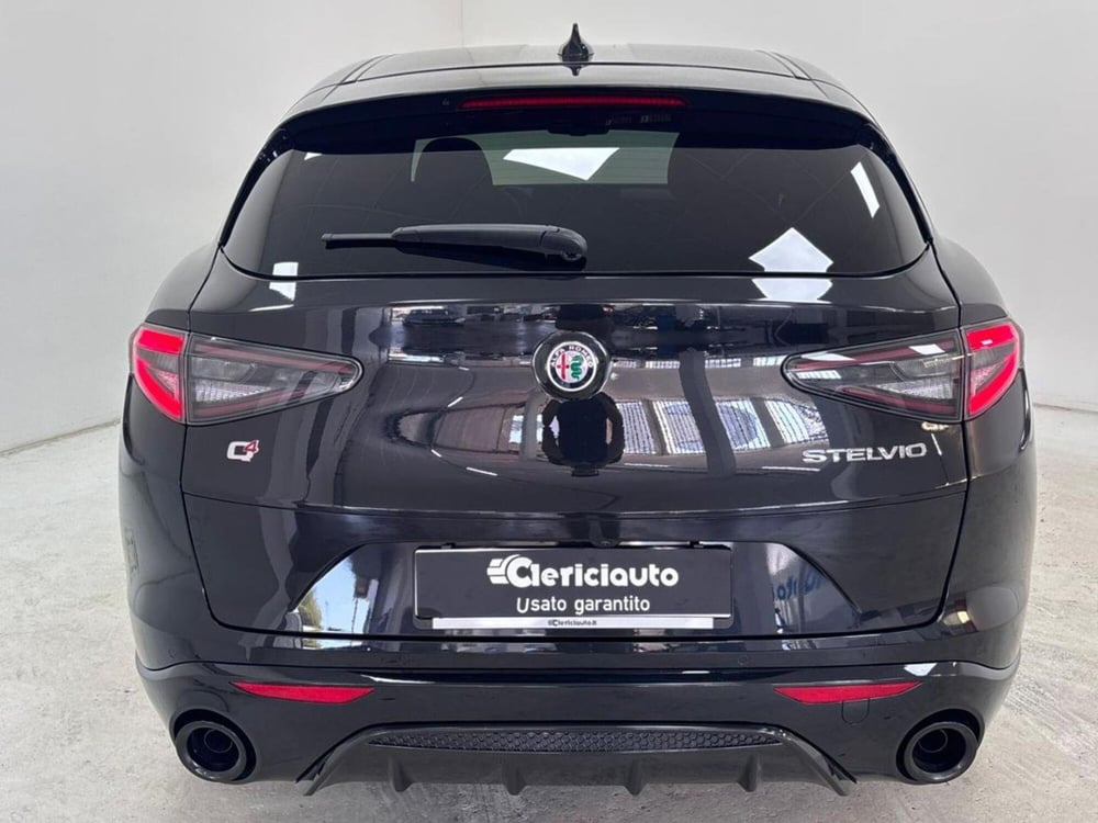 Alfa Romeo Stelvio usata a Como (12)