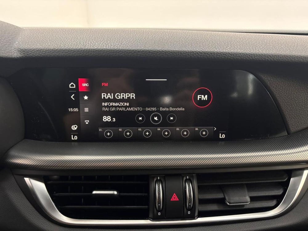 Alfa Romeo Stelvio usata a Como (16)