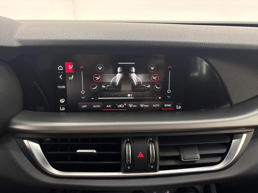 Alfa Romeo Stelvio usata a Como (18)