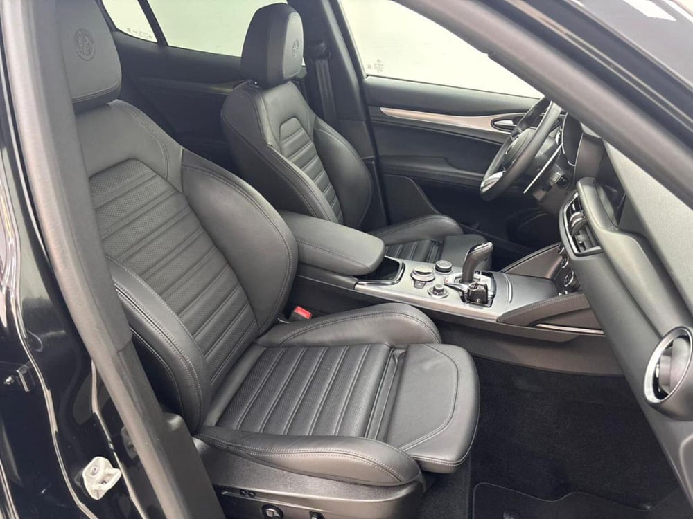 Alfa Romeo Stelvio usata a Como (3)