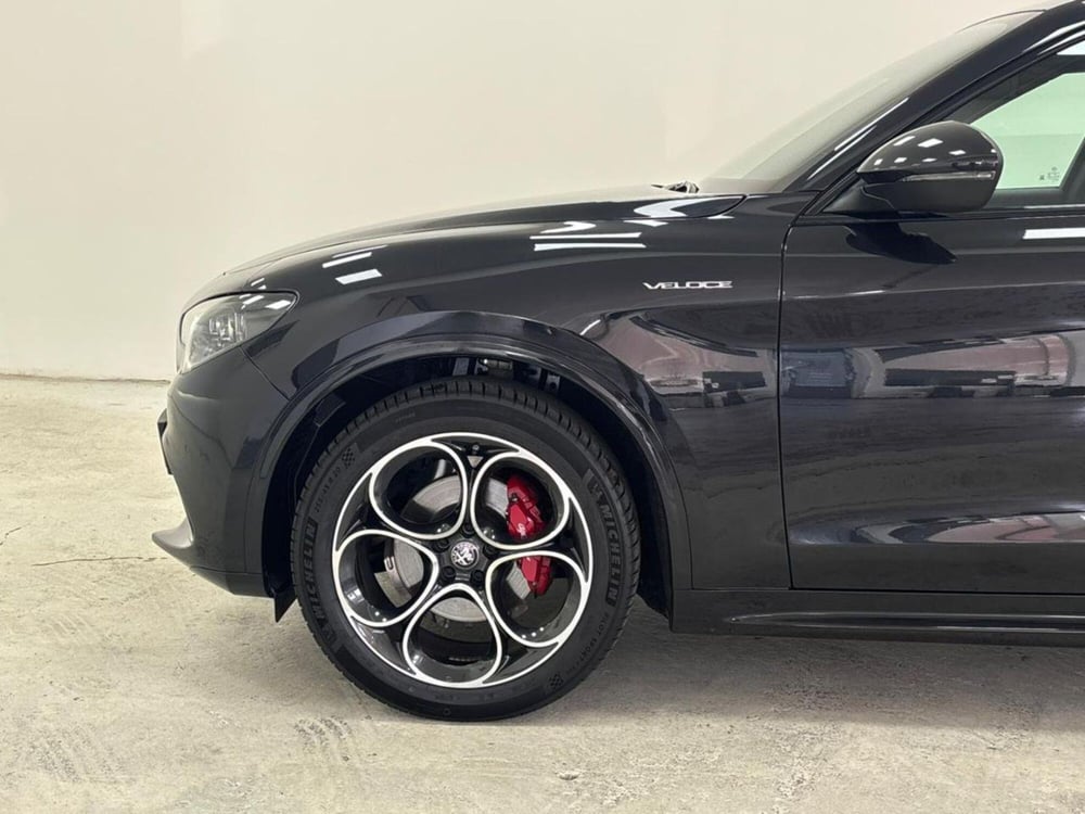 Alfa Romeo Stelvio usata a Como (8)