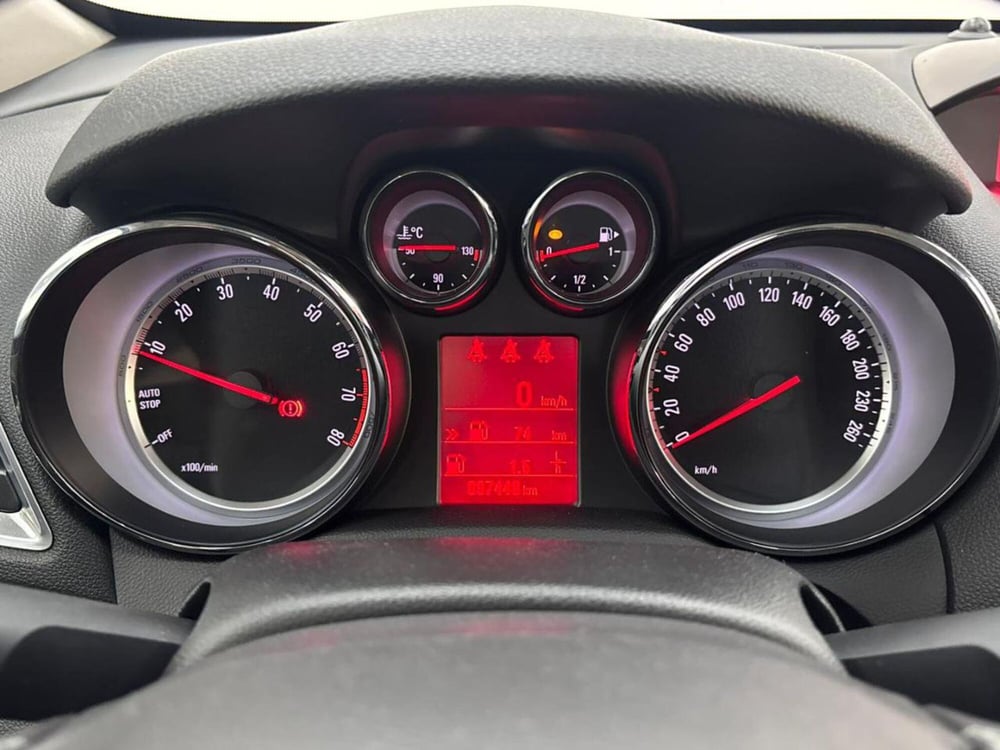 Opel Mokka usata a Como (11)