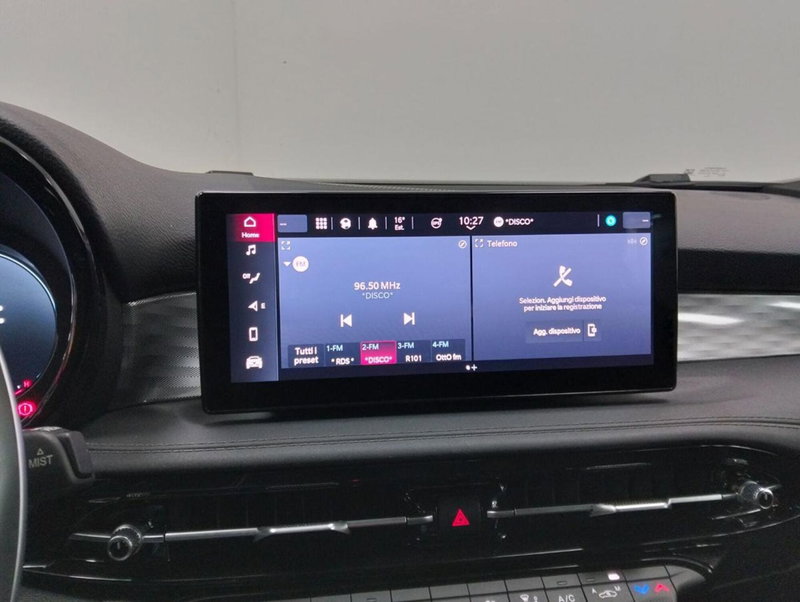 Alfa Romeo Tonale usata a Como (12)