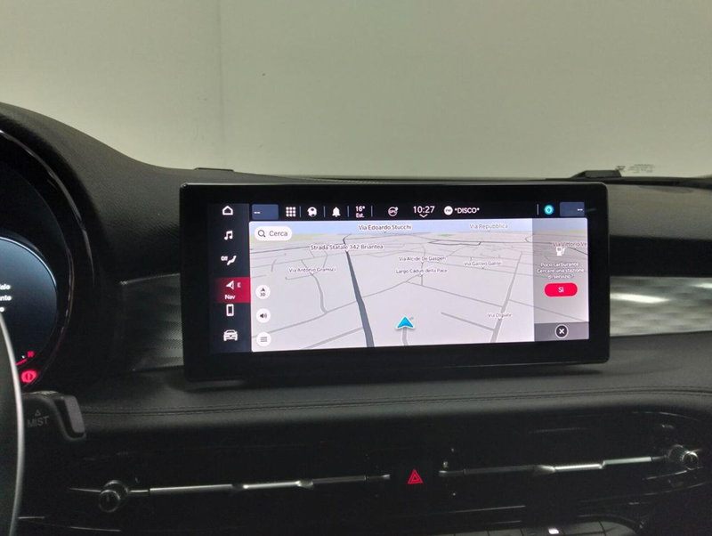 Alfa Romeo Tonale usata a Como (17)