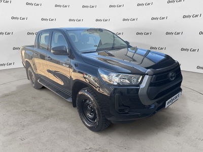 Toyota Hilux 2.d-4d SC 4xComfort nuova a Poggio Renatico