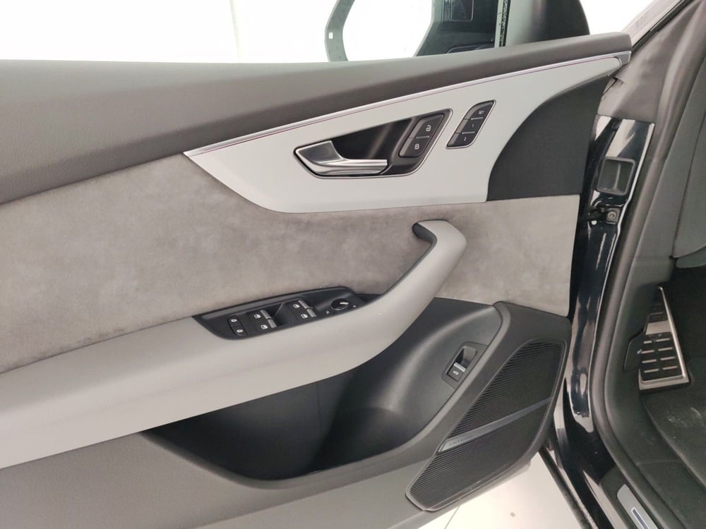 Audi Q8 Sportback usata a Massa-Carrara (12)