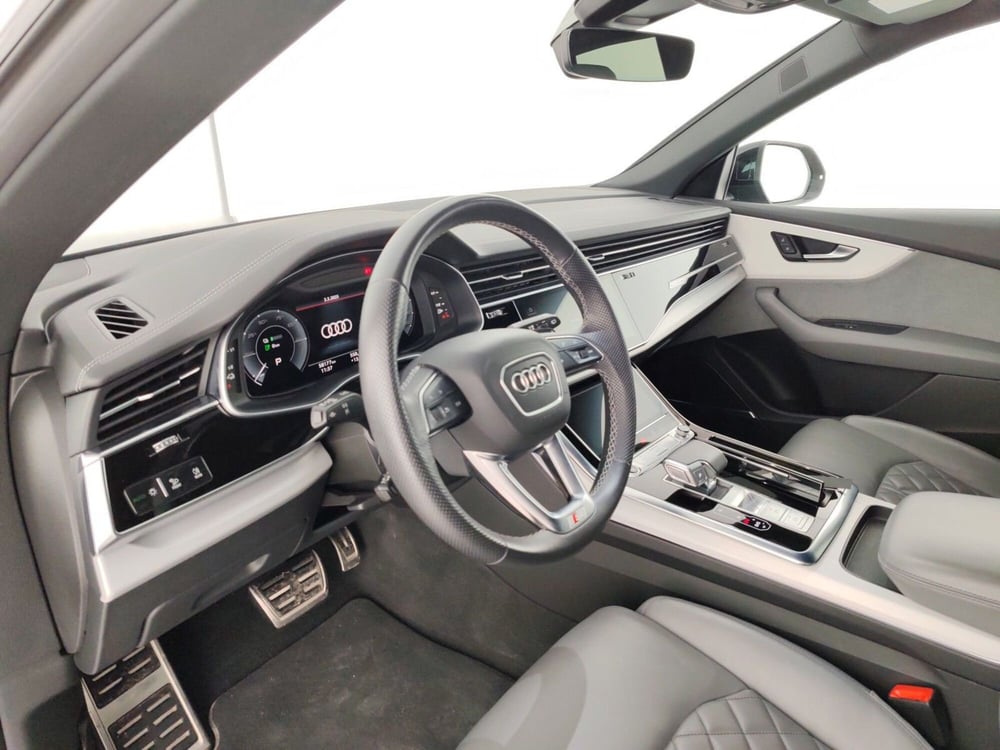 Audi Q8 usata a Massa-Carrara (8)