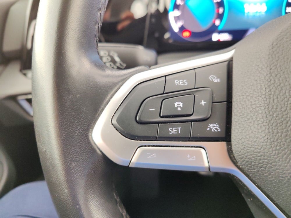 Volkswagen Golf usata a Massa-Carrara (14)