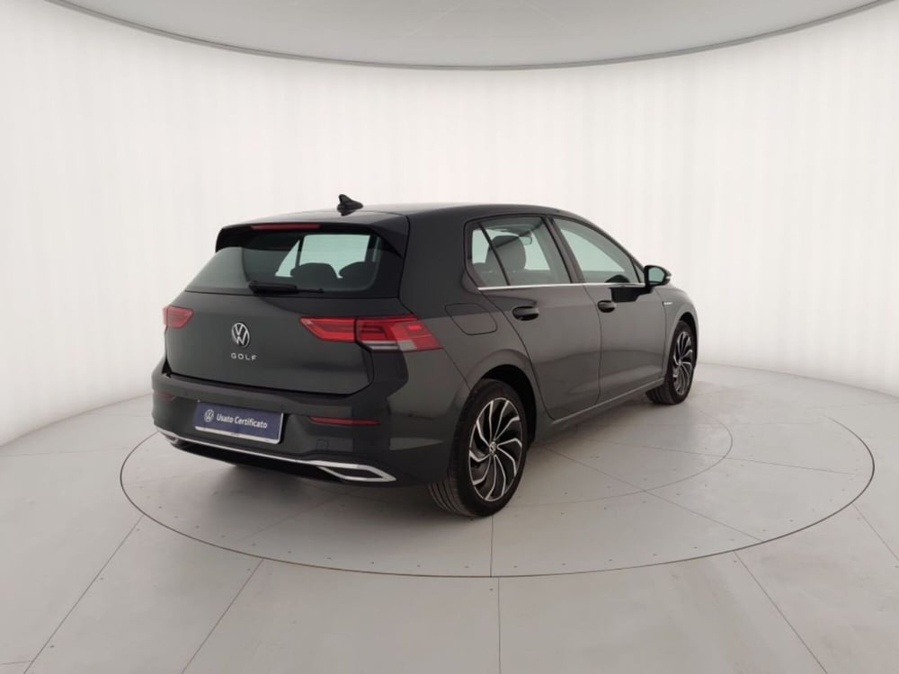 Volkswagen Golf usata a Massa-Carrara (3)