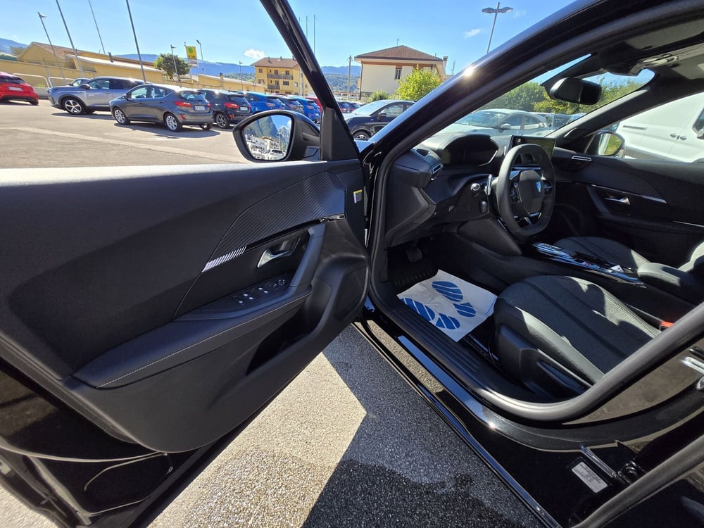 Peugeot 2008 nuova a Belluno (12)
