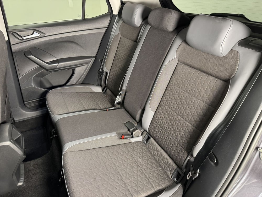 Volkswagen T-Cross usata a Varese (10)