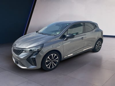 Renault Clio TCe 90 CV 5 porte Techno del 2024 usata a Colleferro