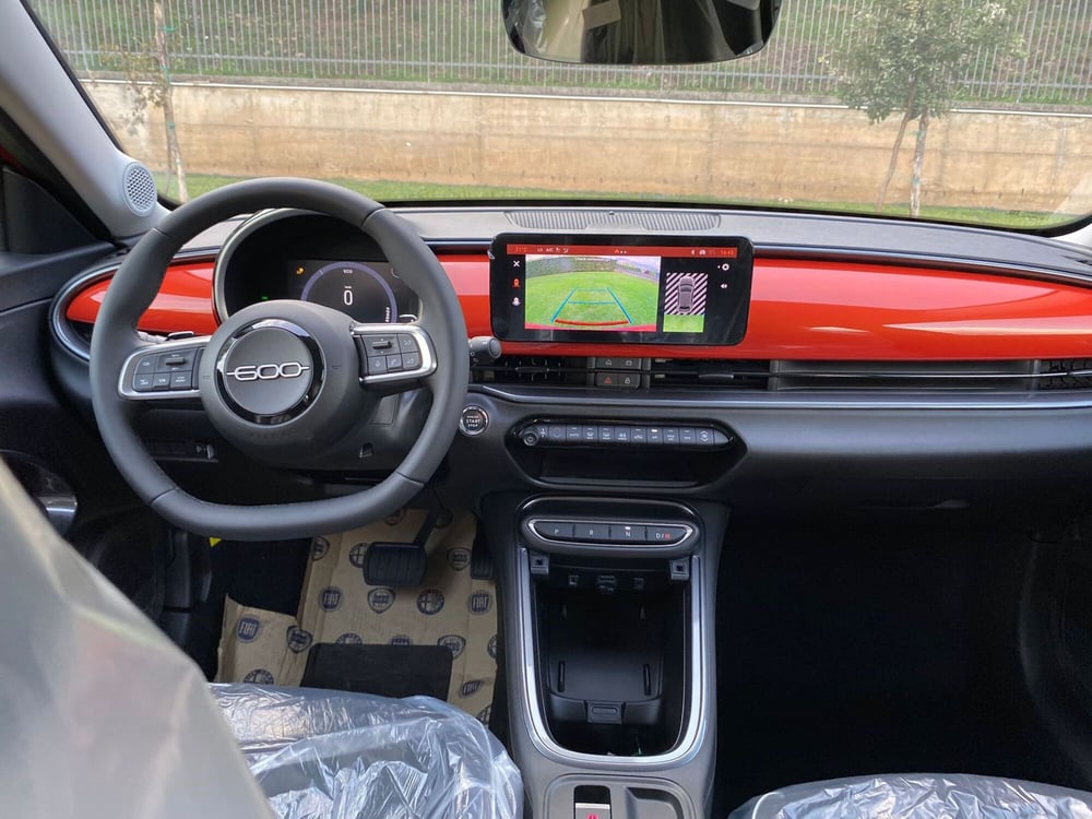 Fiat 600 nuova a Salerno (5)