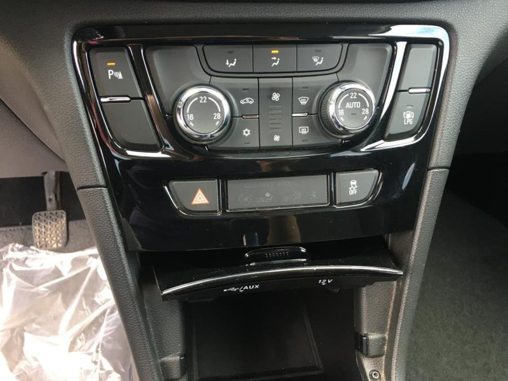 Opel Mokka usata a Cuneo (14)